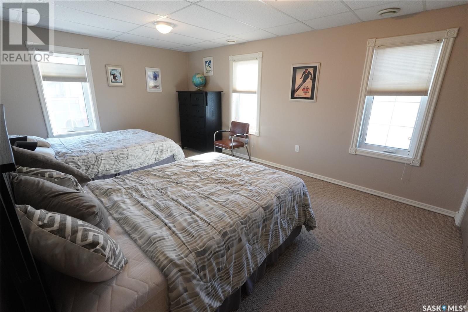 408 Main Street, Gravelbourg, Saskatchewan  S0H 1X0 - Photo 29 - SK993867