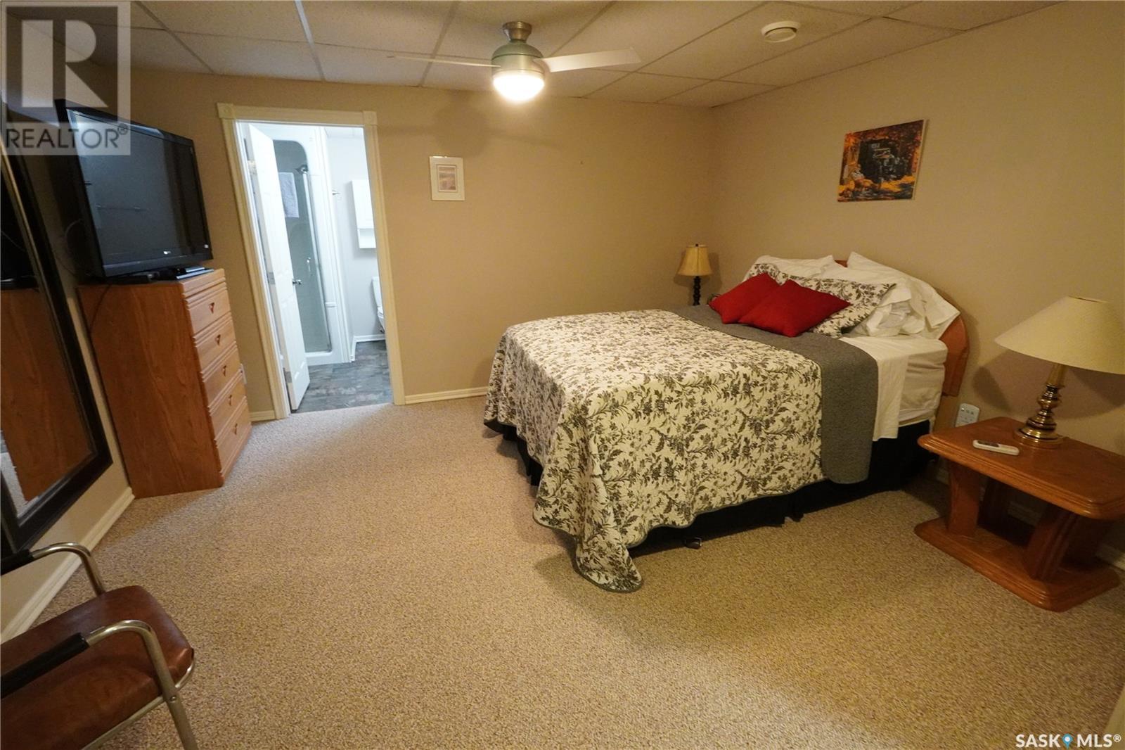 408 Main Street, Gravelbourg, Saskatchewan  S0H 1X0 - Photo 30 - SK993867