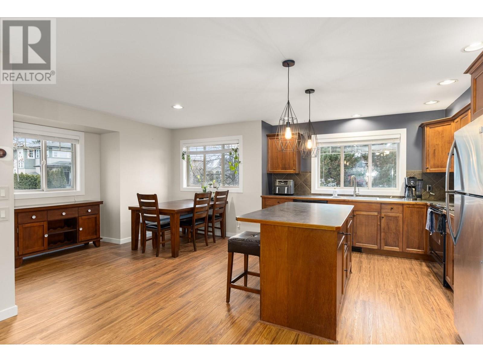 Property at 146 McCurdy Road Unit# 1 image 2