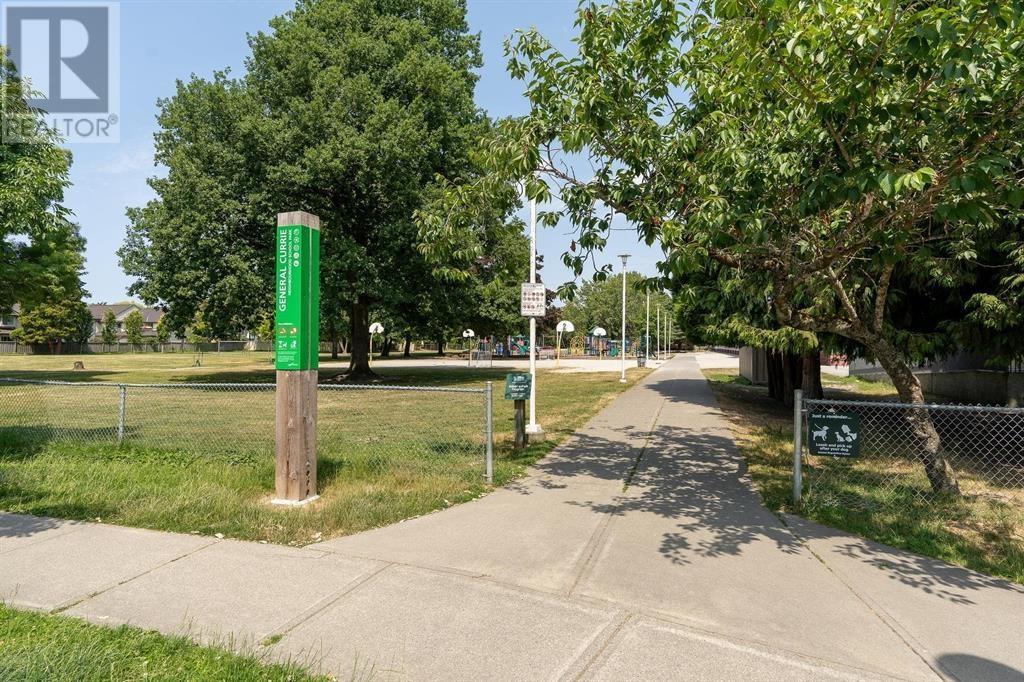 Listing Picture 20 of 25 : 211 8180 JONES ROAD, Richmond / 烈治文 - 魯藝地產 Yvonne Lu Group - MLS Medallion Club Member