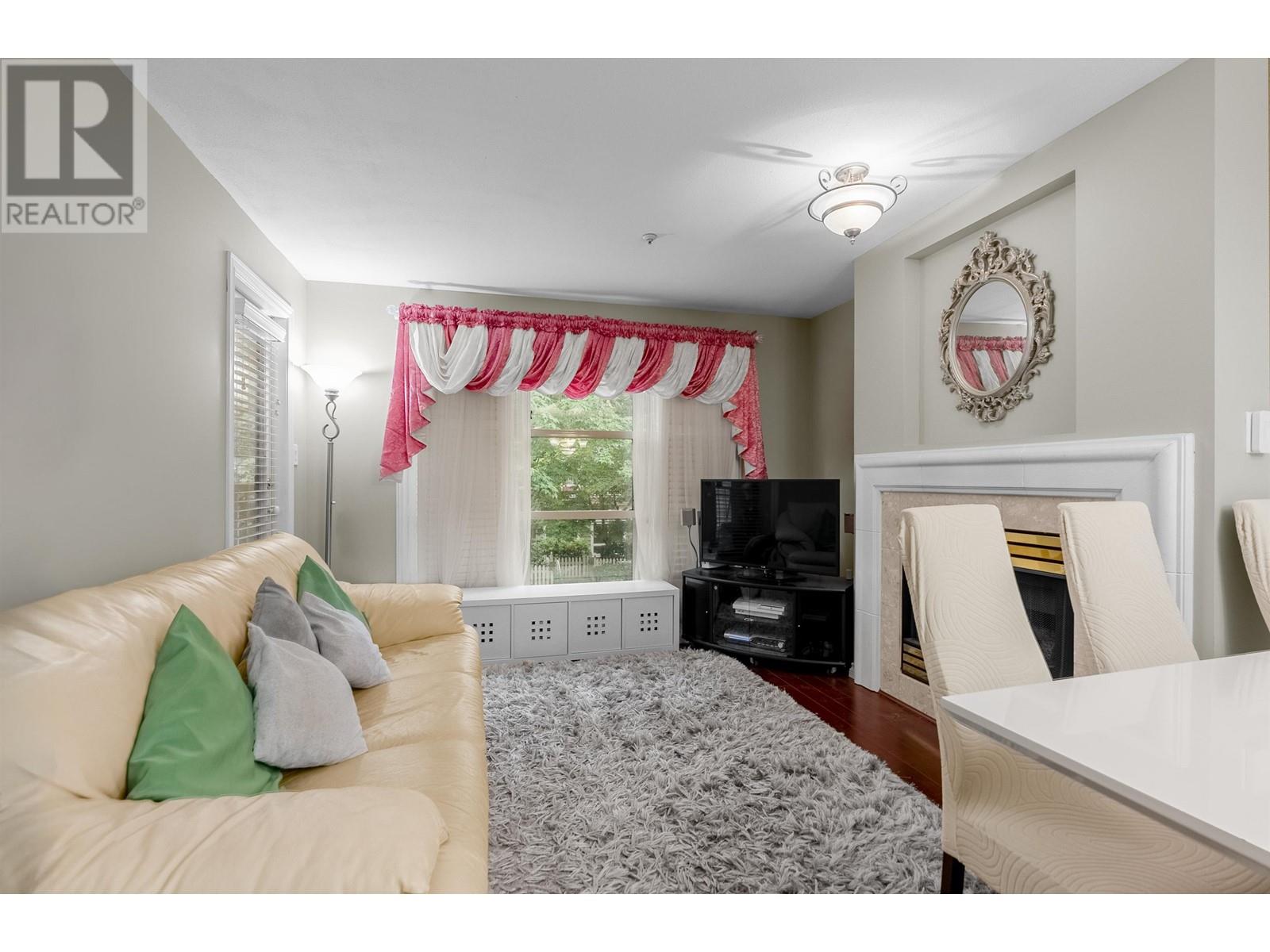 Listing Picture 6 of 25 : 211 8180 JONES ROAD, Richmond / 烈治文 - 魯藝地產 Yvonne Lu Group - MLS Medallion Club Member