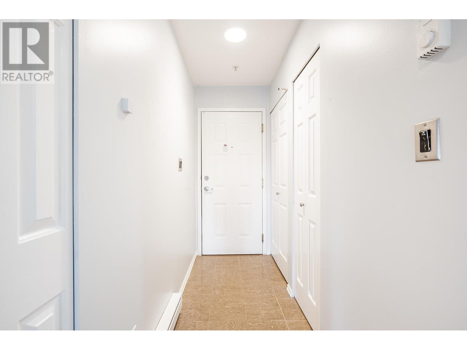 Listing Picture 8 of 38 : 208 633 W 16TH AVENUE, Vancouver / 溫哥華 - 魯藝地產 Yvonne Lu Group - MLS Medallion Club Member