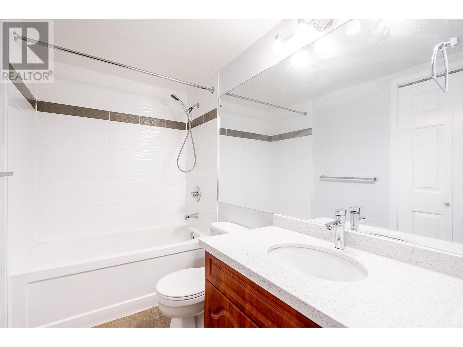 Listing Picture 25 of 38 : 208 633 W 16TH AVENUE, Vancouver / 溫哥華 - 魯藝地產 Yvonne Lu Group - MLS Medallion Club Member