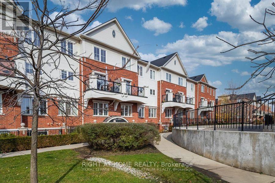 27 - 2468 POST ROAD, Oakville, Ontario