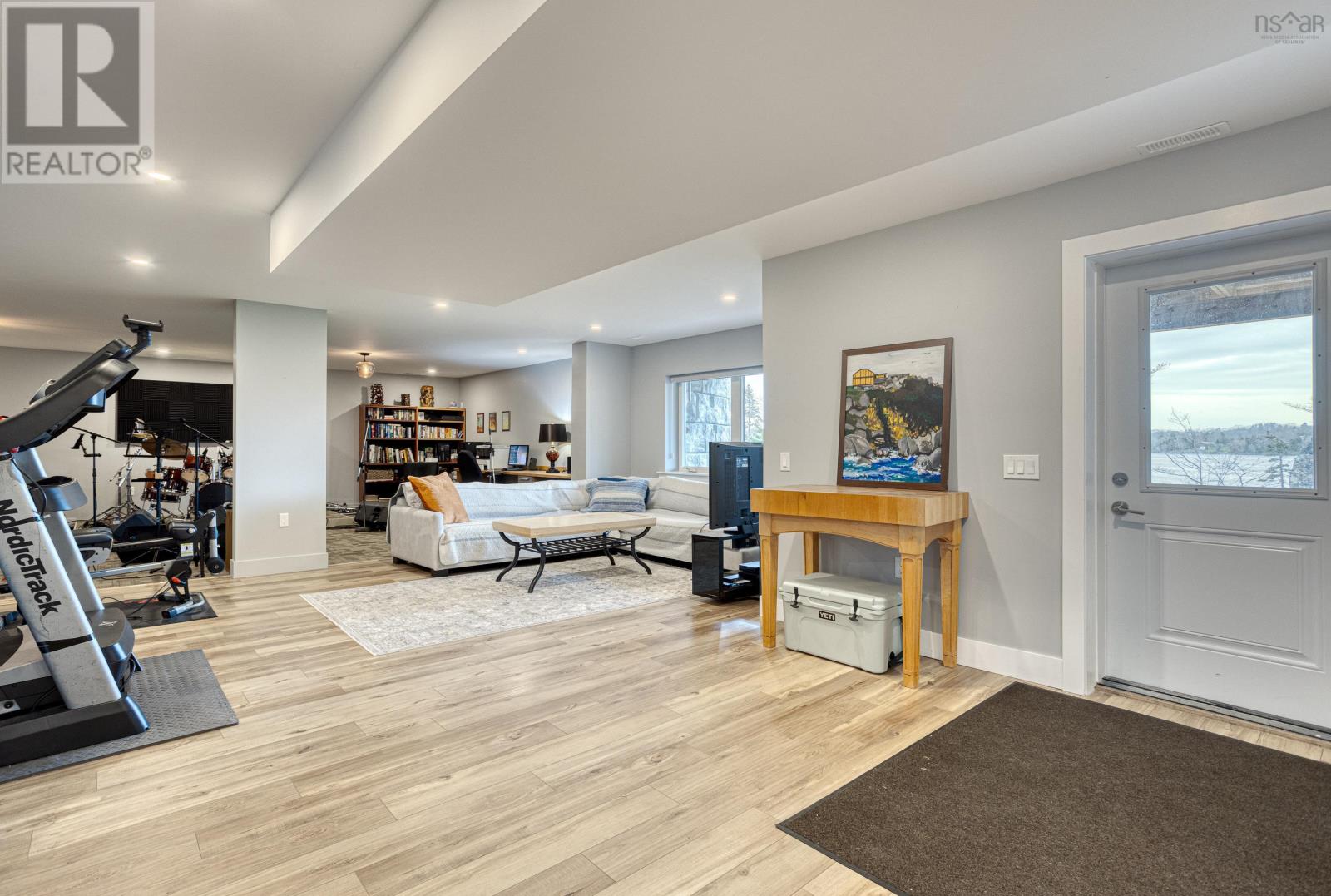 201 Lynwood Drive, Brookside, Nova Scotia  B3T 0J8 - Photo 32 - 202501945