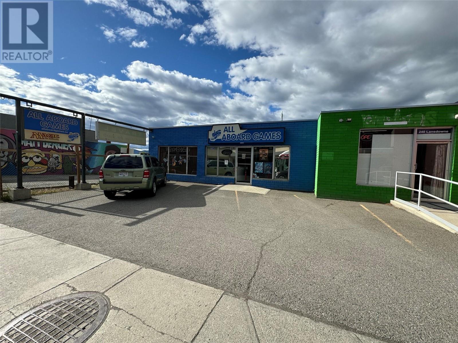 240 / 238 Lansdowne Street Street, Kamloops, British Columbia  V2C 1X7 - Photo 2 - 10333813