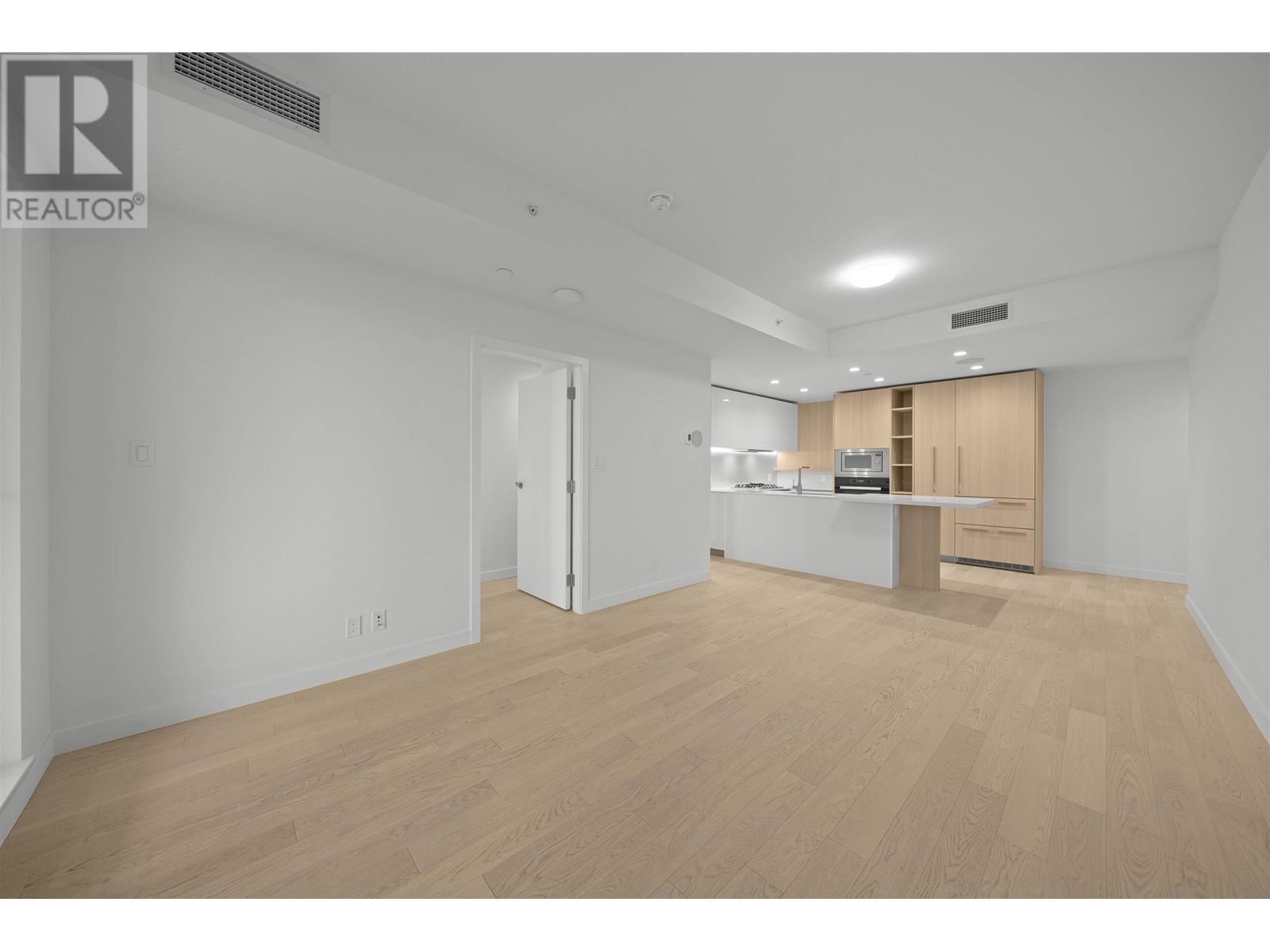 Listing Picture 7 of 39 : 906 6855 PEARSON WAY, Richmond / 烈治文 - 魯藝地產 Yvonne Lu Group - MLS Medallion Club Member