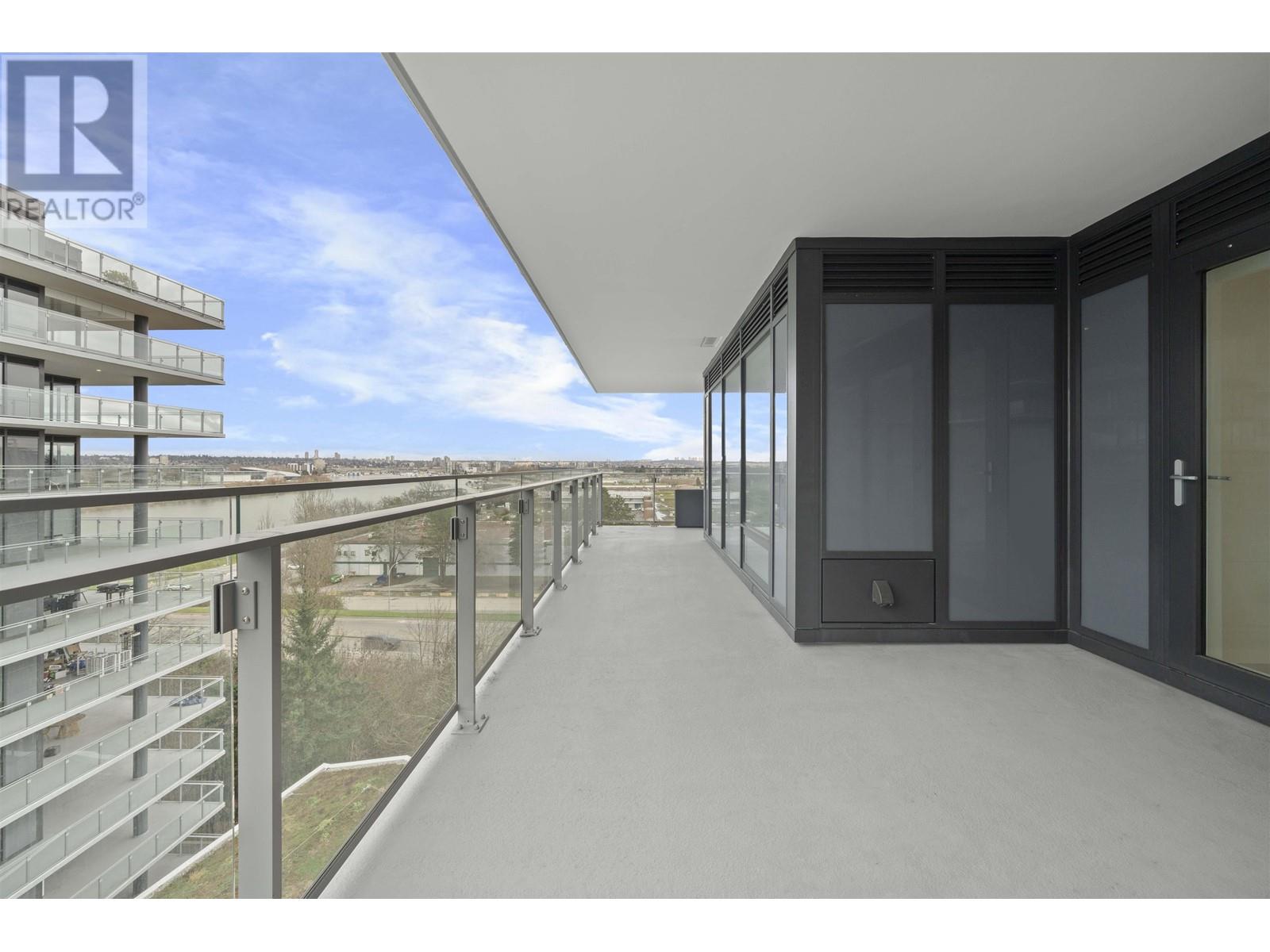 Listing Picture 22 of 39 : 906 6855 PEARSON WAY, Richmond / 烈治文 - 魯藝地產 Yvonne Lu Group - MLS Medallion Club Member