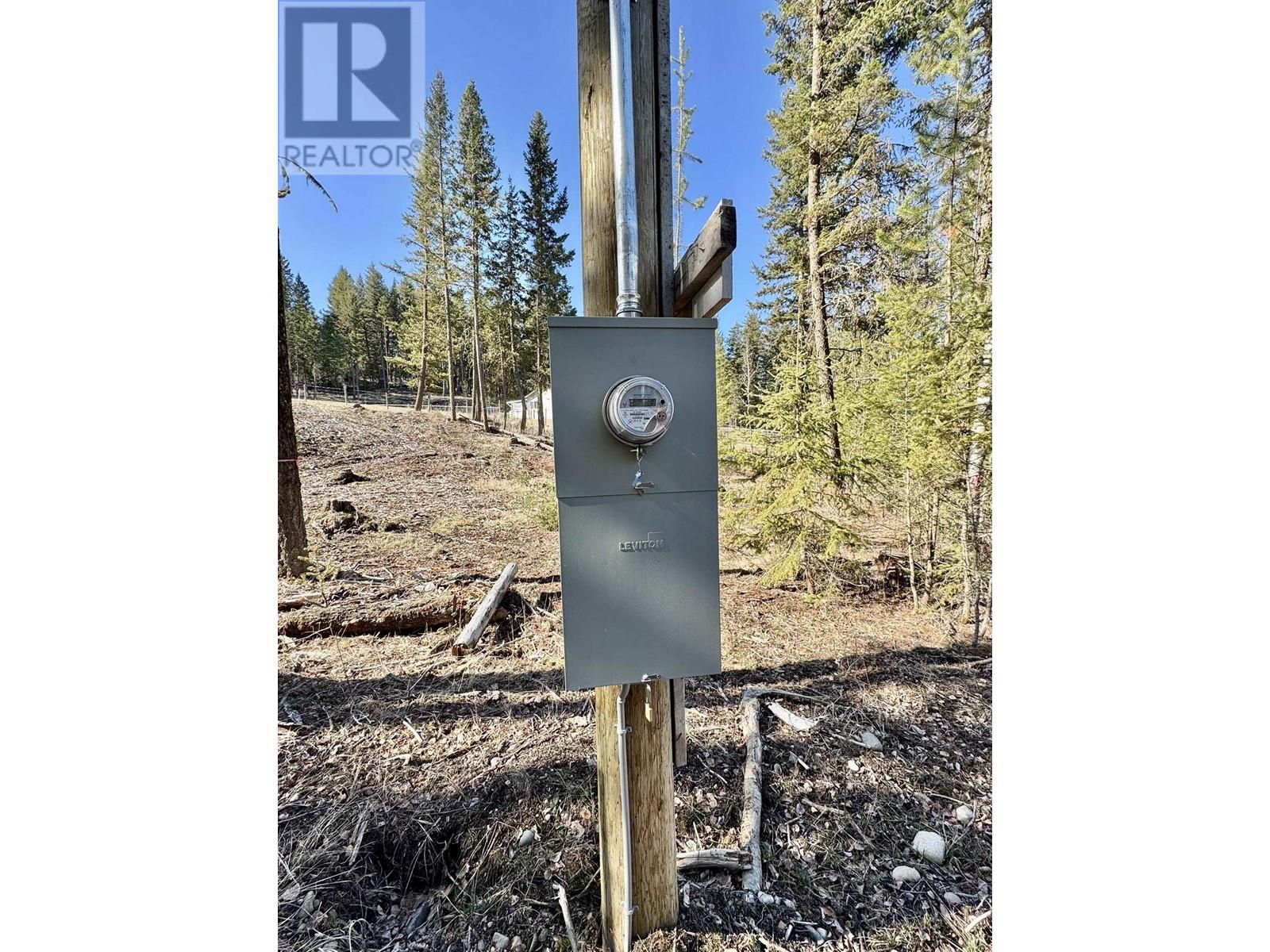 5218 Kallum Drive, 108 Mile Ranch, British Columbia V0K 2Z0 - Photo 5 - R2961790