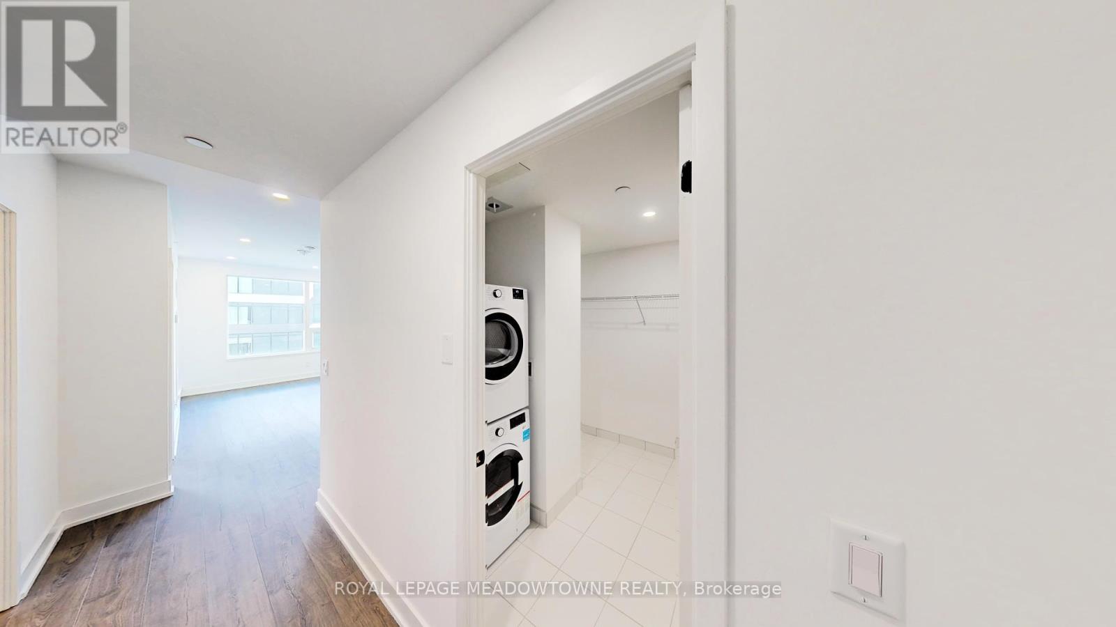 Property at 805 - 2481 TAUNTON ROAD image 2