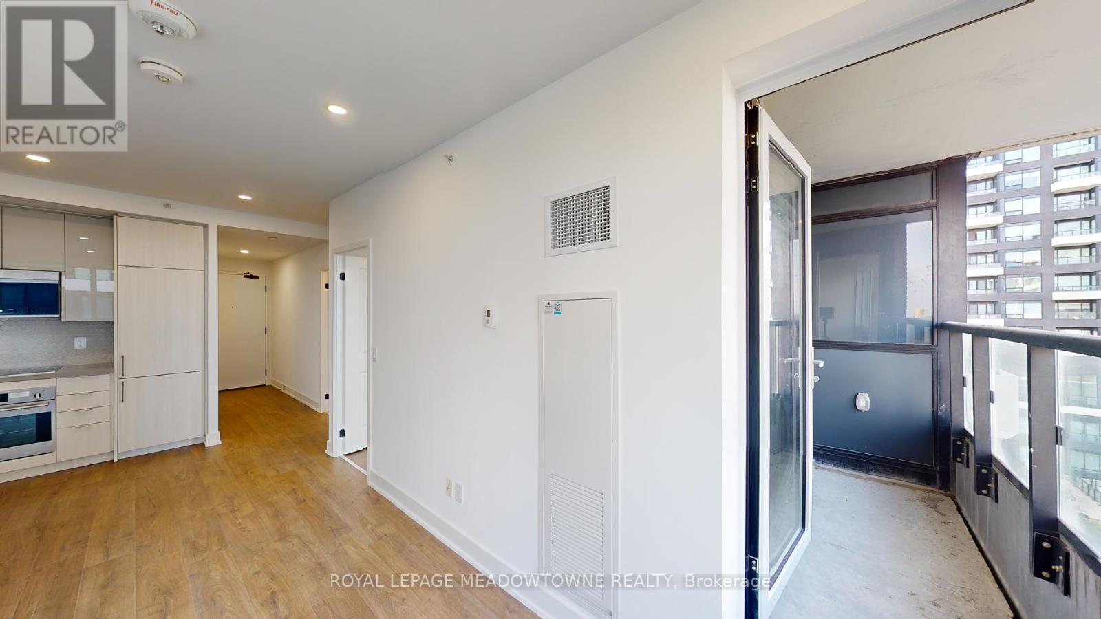 Property at 805 - 2481 TAUNTON ROAD image 5