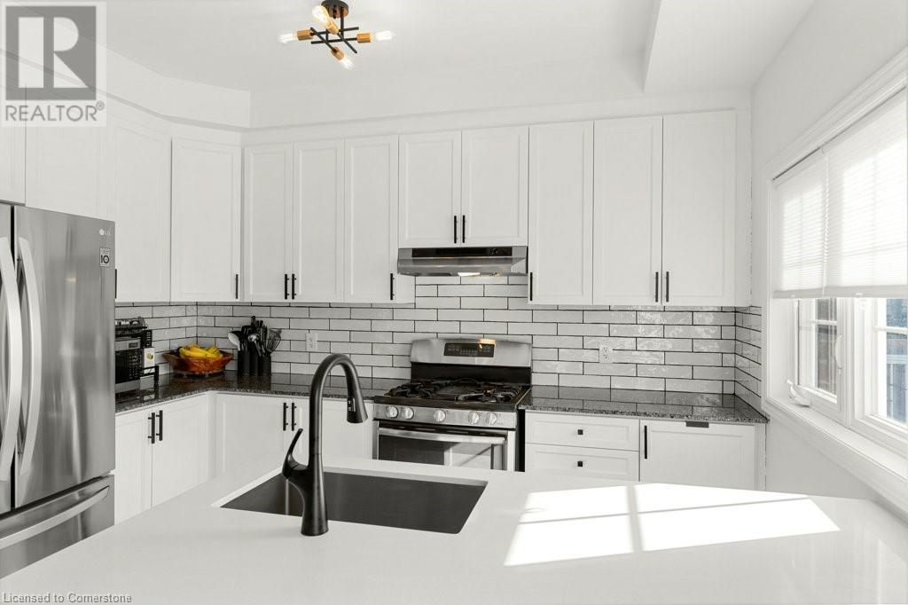 2220 QUEENSWAY Drive Unit# 13, Burlington, Ontario