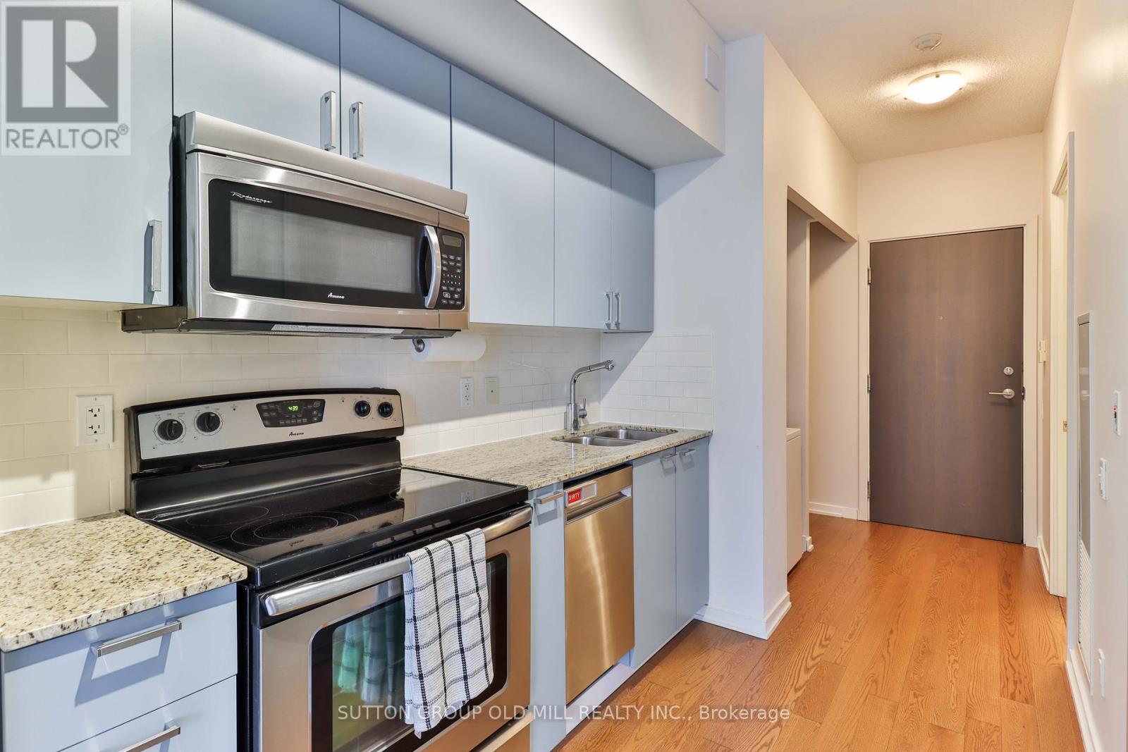 1310 - 103 The Queensway, Toronto, Ontario  M6S 5B3 - Photo 14 - W11947417