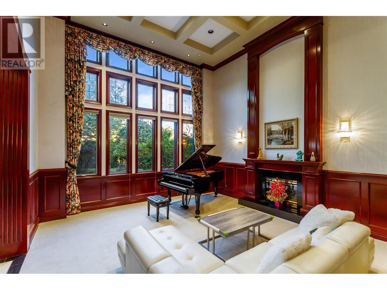 Property at 1288 LAURIER AVENUE image 3