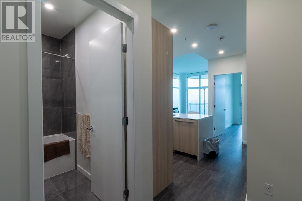 Listing Picture 4 of 22 : 2202 5311 GORING STREET, Burnaby / 本拿比 - 魯藝地產 Yvonne Lu Group - MLS Medallion Club Member