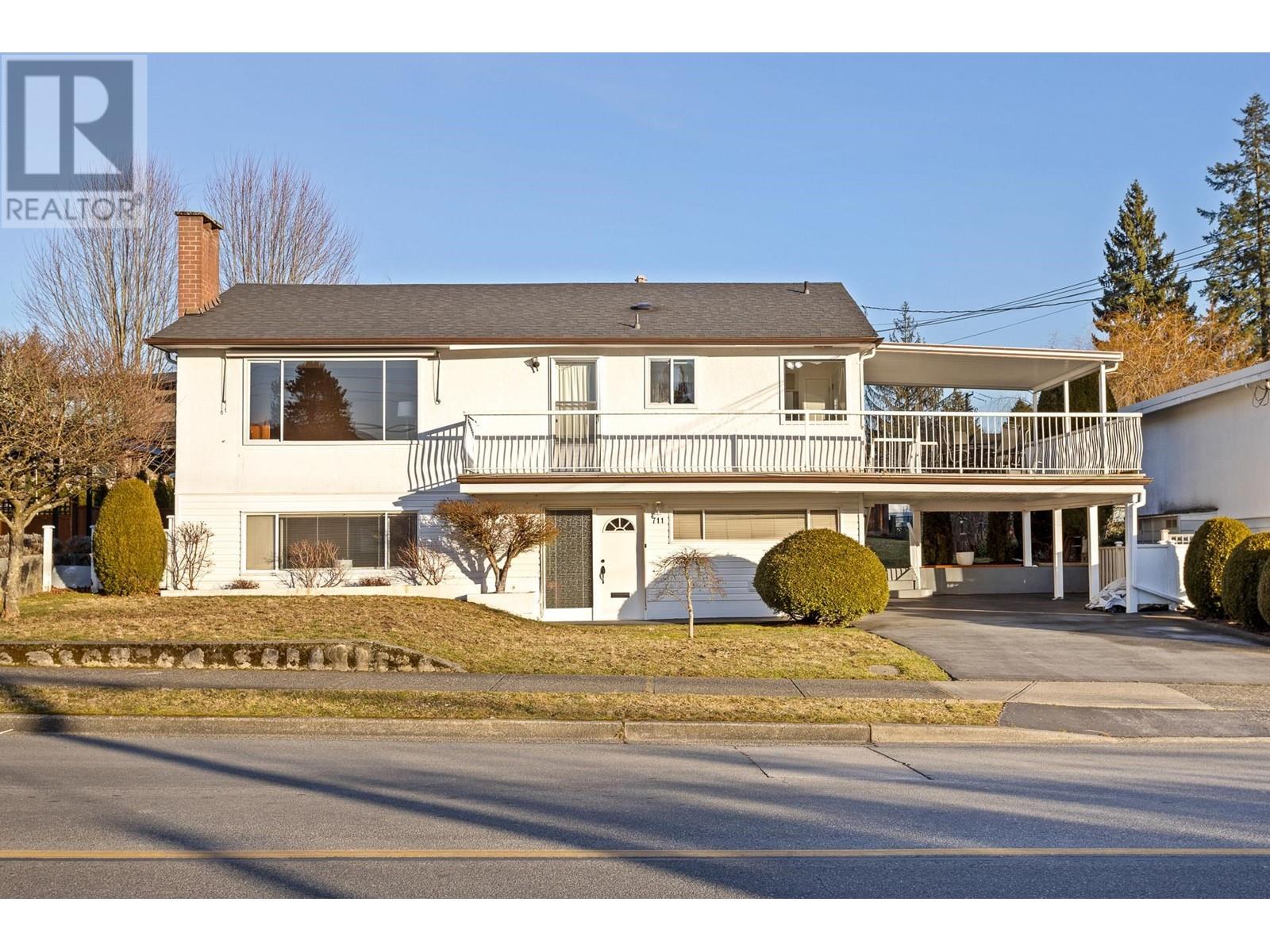 711 Poirier Street, Coquitlam, British Columbia  V3J 6B5 - Photo 1 - R2960555