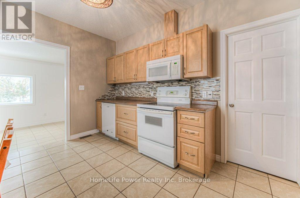67 Wellington Street N, Kitchener, Ontario  N2H 5J5 - Photo 12 - X11947597