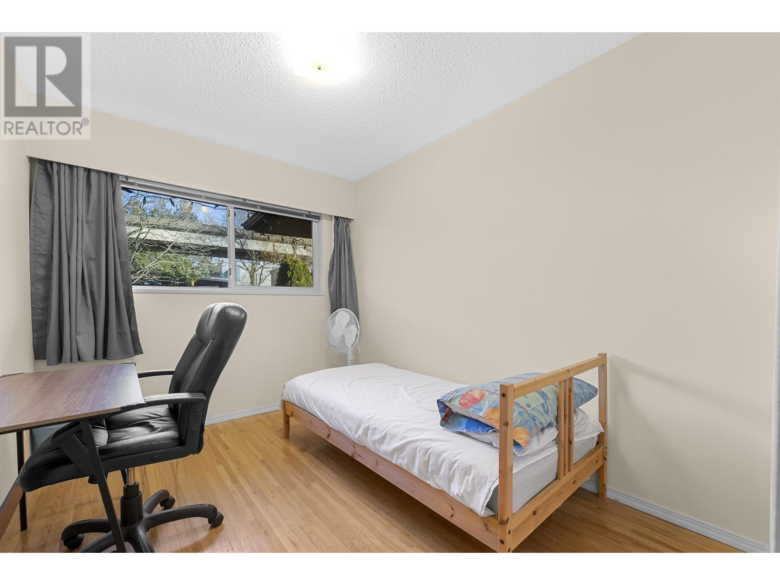 Listing Picture 20 of 25 : 6330 RUMBLE STREET, Burnaby / 本拿比 - 魯藝地產 Yvonne Lu Group - MLS Medallion Club Member