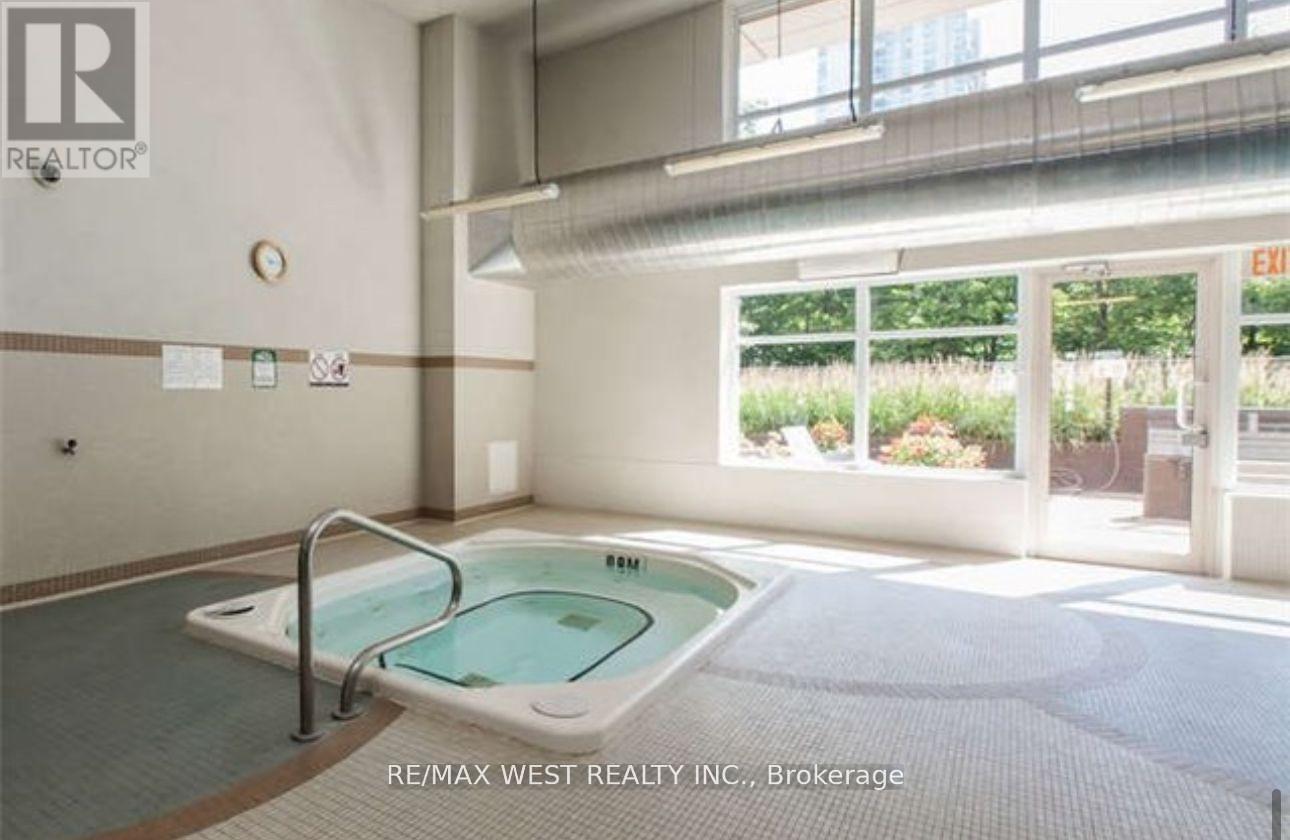 2307 - 25 Town Centre Court, Toronto (Bendale), Ontario  M1P 0B4 - Photo 5 - E11945896