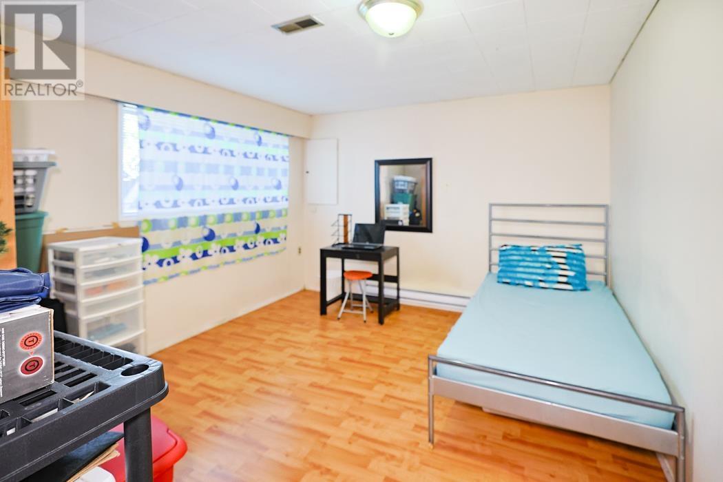 Listing Picture 18 of 25 : 1491 E 41ST AVENUE, Vancouver / 溫哥華 - 魯藝地產 Yvonne Lu Group - MLS Medallion Club Member