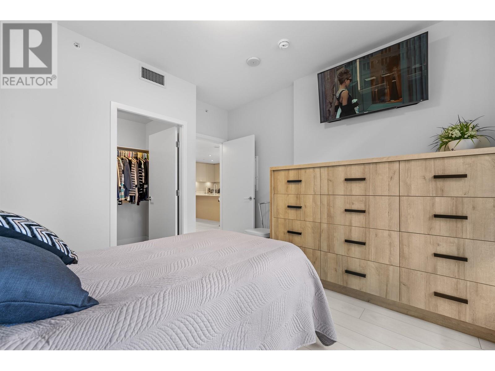 Listing Picture 11 of 33 : 464 8575 RIVERGRASS DRIVE, Vancouver / 溫哥華 - 魯藝地產 Yvonne Lu Group - MLS Medallion Club Member