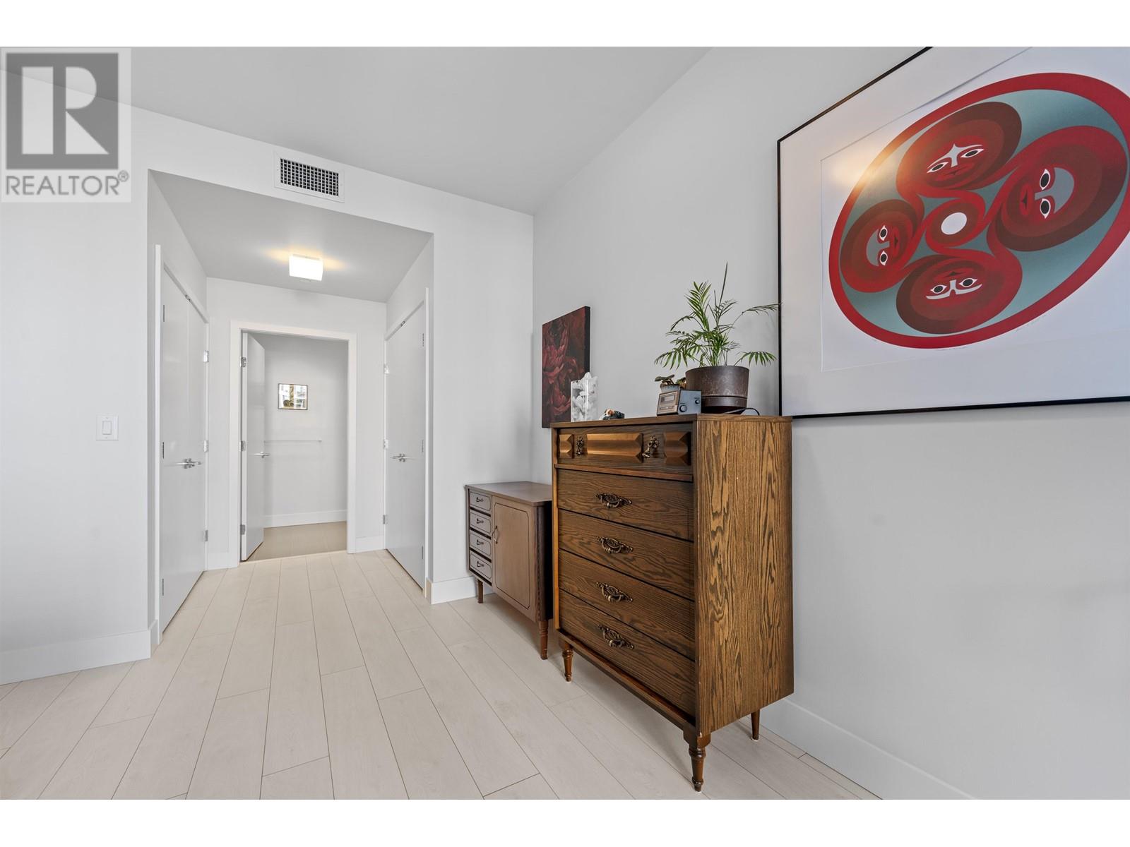 Listing Picture 18 of 33 : 464 8575 RIVERGRASS DRIVE, Vancouver / 溫哥華 - 魯藝地產 Yvonne Lu Group - MLS Medallion Club Member