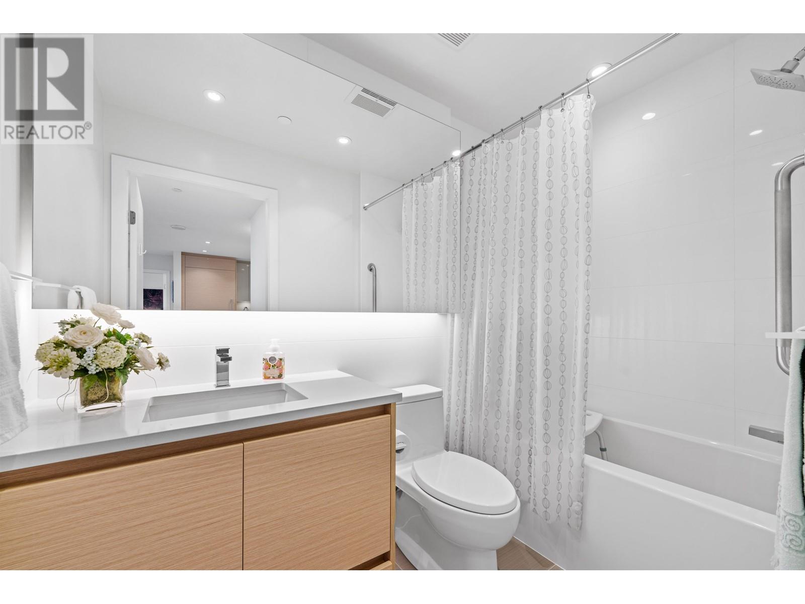 Listing Picture 23 of 33 : 464 8575 RIVERGRASS DRIVE, Vancouver / 溫哥華 - 魯藝地產 Yvonne Lu Group - MLS Medallion Club Member