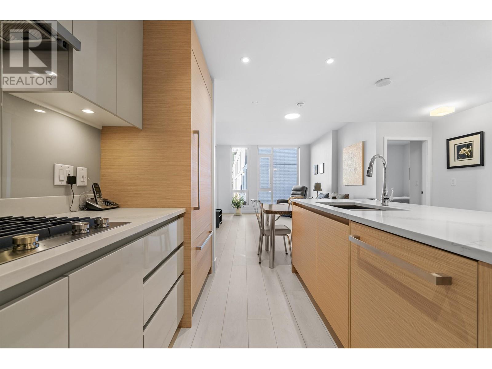 Listing Picture 3 of 33 : 464 8575 RIVERGRASS DRIVE, Vancouver / 溫哥華 - 魯藝地產 Yvonne Lu Group - MLS Medallion Club Member