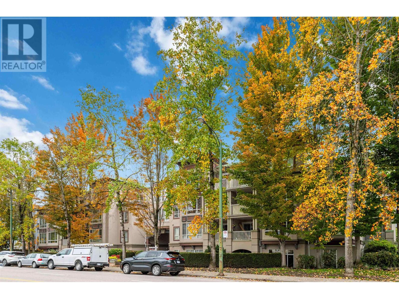 Listing Picture 25 of 25 : 307 3235 W 4TH AVENUE, Vancouver / 溫哥華 - 魯藝地產 Yvonne Lu Group - MLS Medallion Club Member