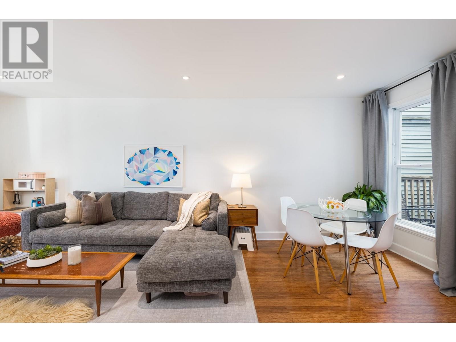 Listing Picture 4 of 39 : 431 HEATLEY AVENUE, Vancouver / 溫哥華 - 魯藝地產 Yvonne Lu Group - MLS Medallion Club Member