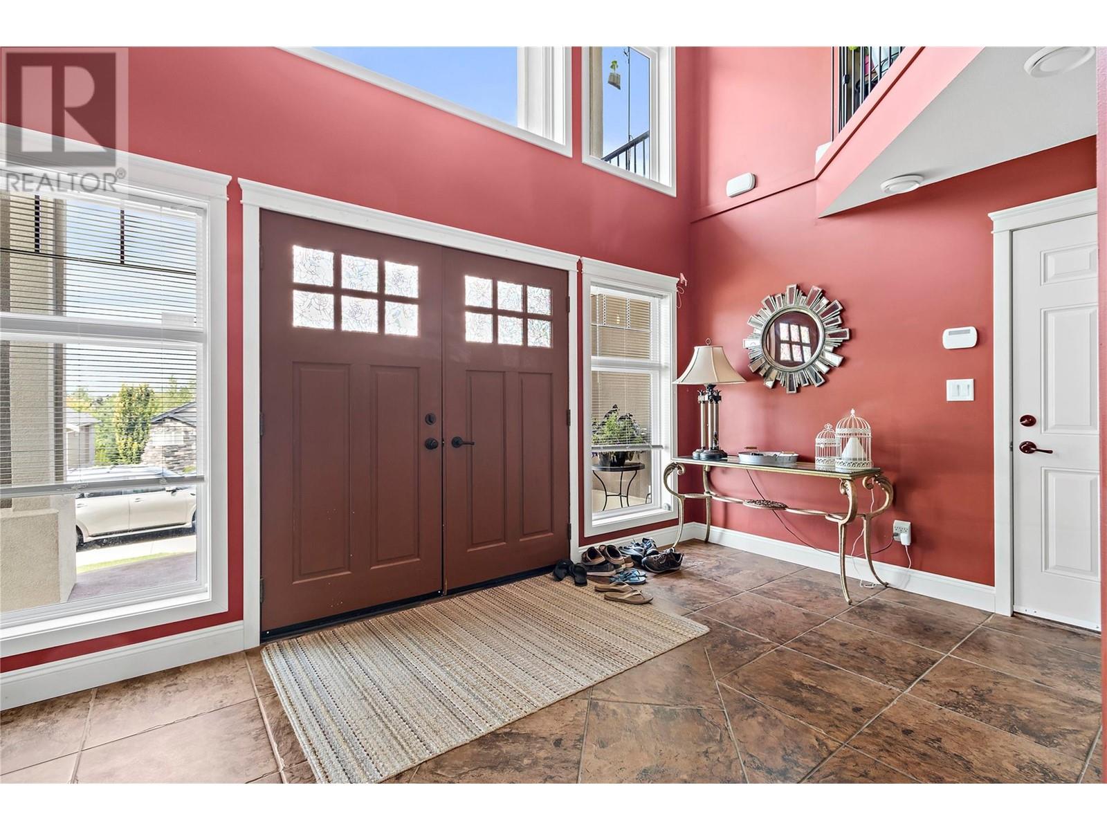Property at 1700 24 Street NE image 5