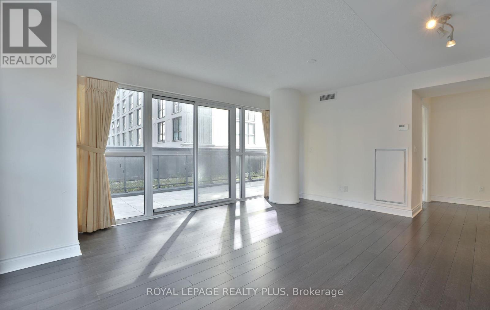 309 - 28 Ted Rogers Way, Toronto, Ontario  M4Y 2W7 - Photo 7 - C11947682