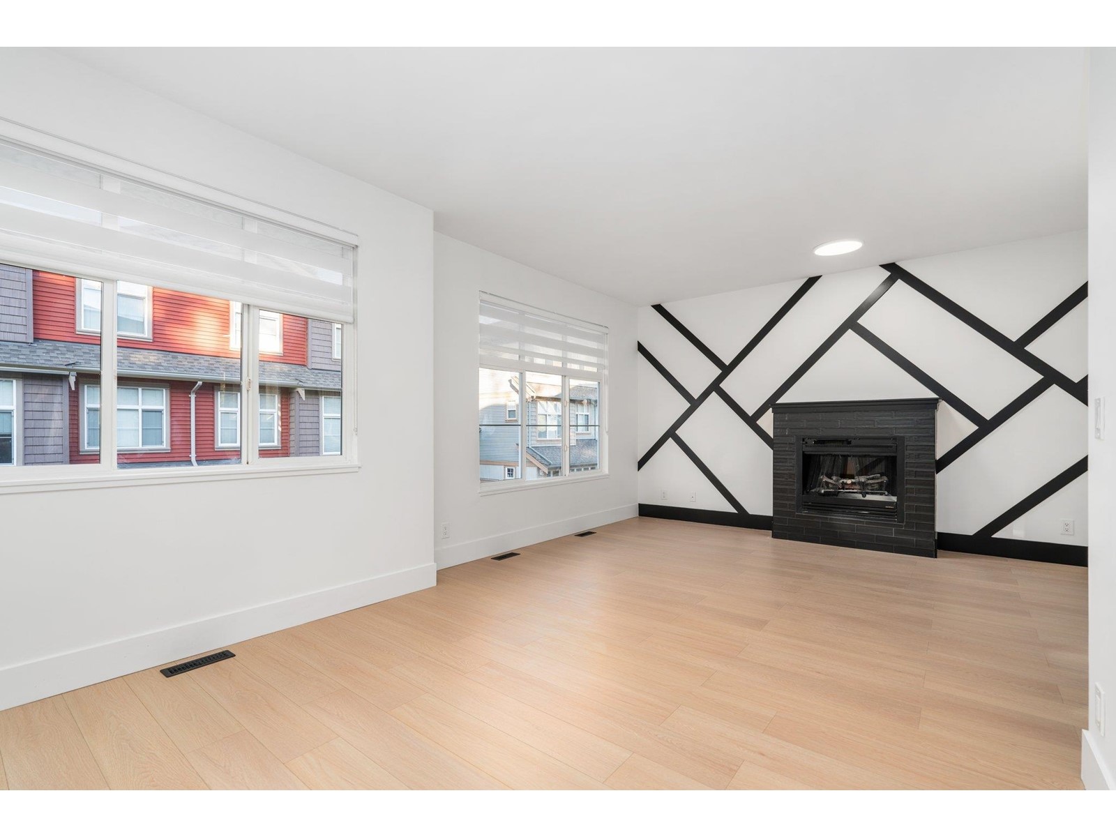 Property at 27 7518 138 STREET image 4