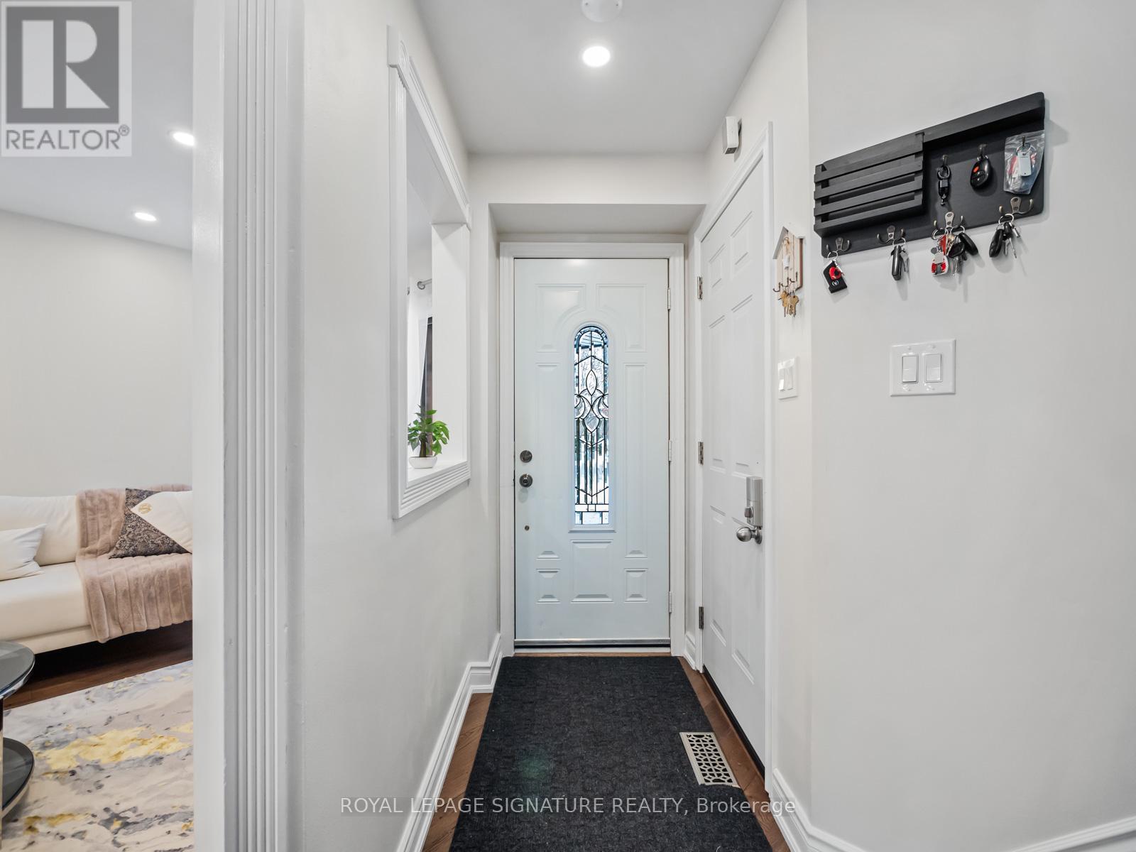 Property at 2682 LINDHOLM CRESCENT S image 3
