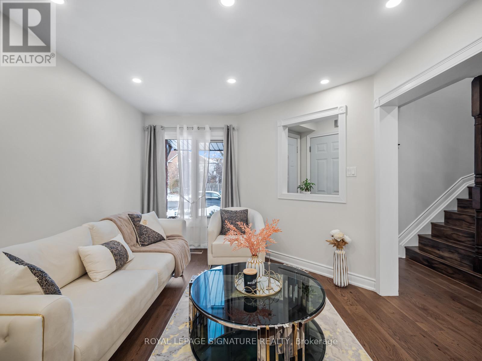 Property at 2682 LINDHOLM CRESCENT S image 4