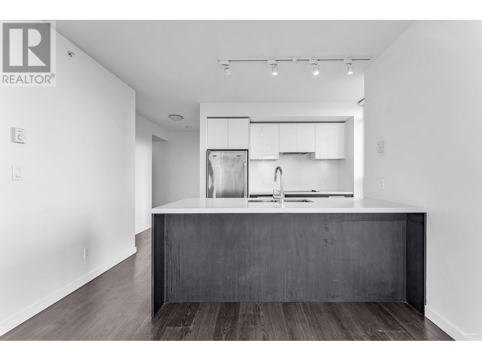 Listing Picture 7 of 26 : 2807 6333 SILVER AVENUE, Burnaby / 本拿比 - 魯藝地產 Yvonne Lu Group - MLS Medallion Club Member