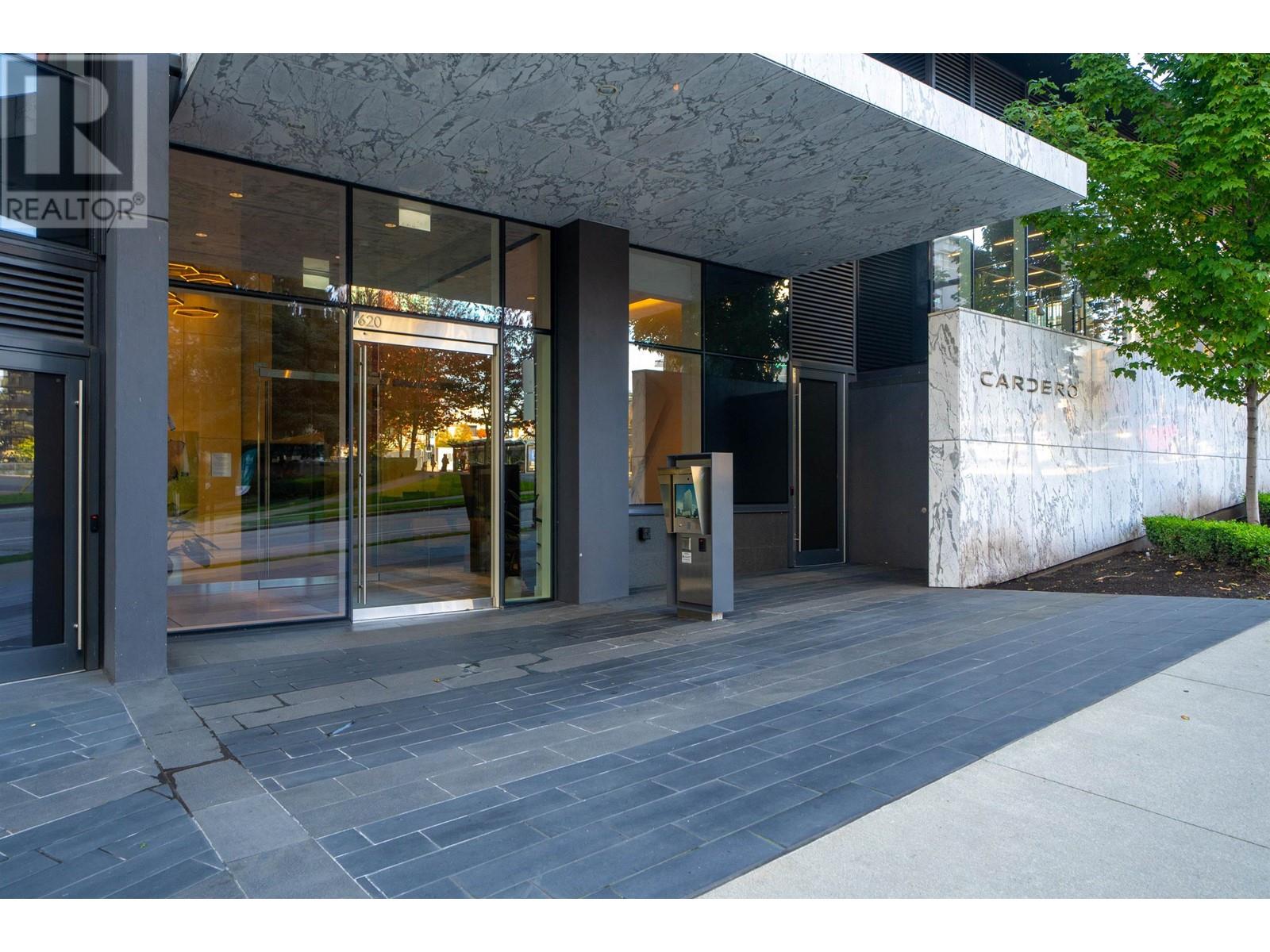 Property at 1905 620 CARDERO STREET image 2