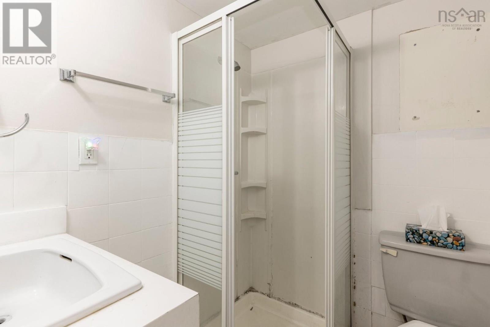 5168-5170 Morris Street, Halifax, Nova Scotia  B3J 1B3 - Photo 36 - 202501832