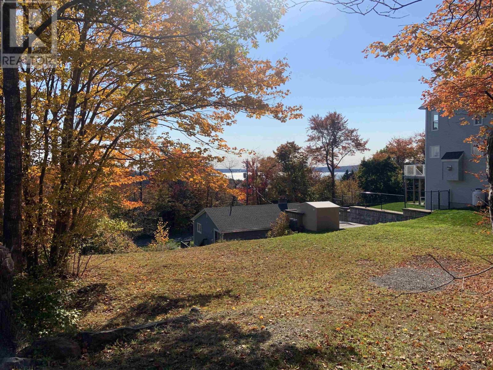 22 Borden Street, Bedford, Nova Scotia  B4A 1W2 - Photo 27 - 202501963