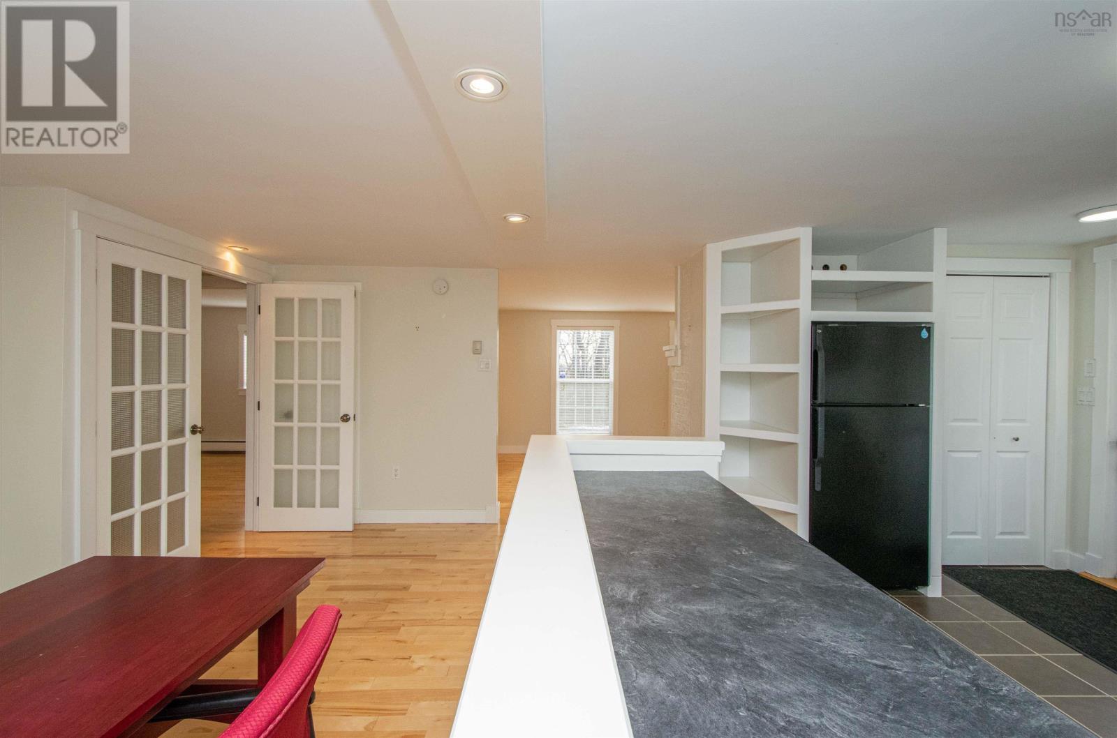 22 Borden Street, Bedford, Nova Scotia  B4A 1W2 - Photo 9 - 202501963