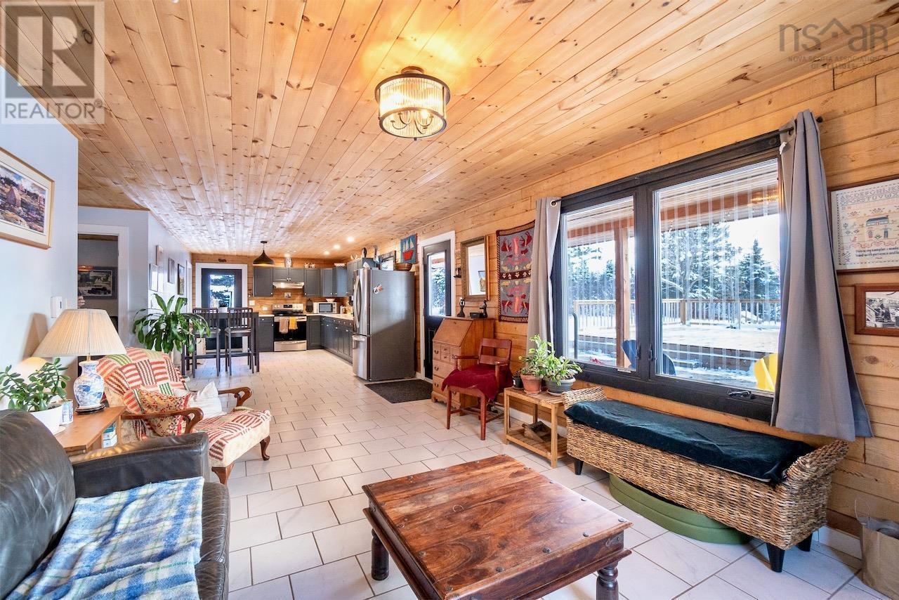 4591 358 Highway, South Scots Bay, Nova Scotia  B0P 1H0 - Photo 13 - 202501968