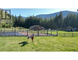 784 Lewis Road, harrop, British Columbia