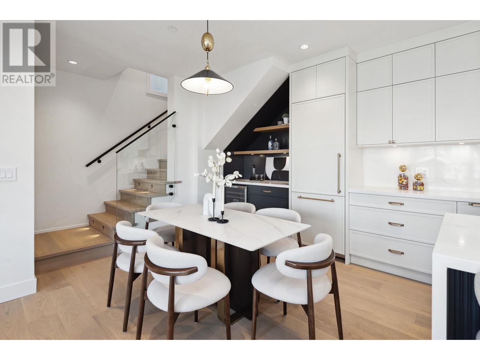 Listing Picture 17 of 36 : 1 2920 GRANT STREET, Vancouver / 溫哥華 - 魯藝地產 Yvonne Lu Group - MLS Medallion Club Member