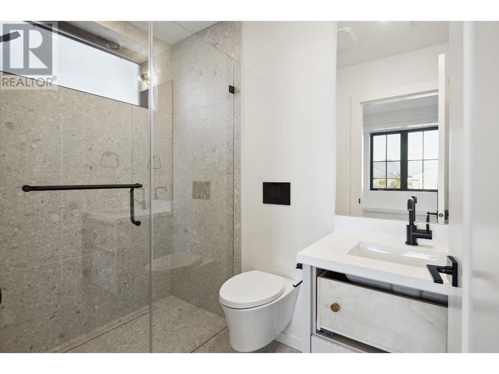 Listing Picture 23 of 36 : 1 2920 GRANT STREET, Vancouver / 溫哥華 - 魯藝地產 Yvonne Lu Group - MLS Medallion Club Member