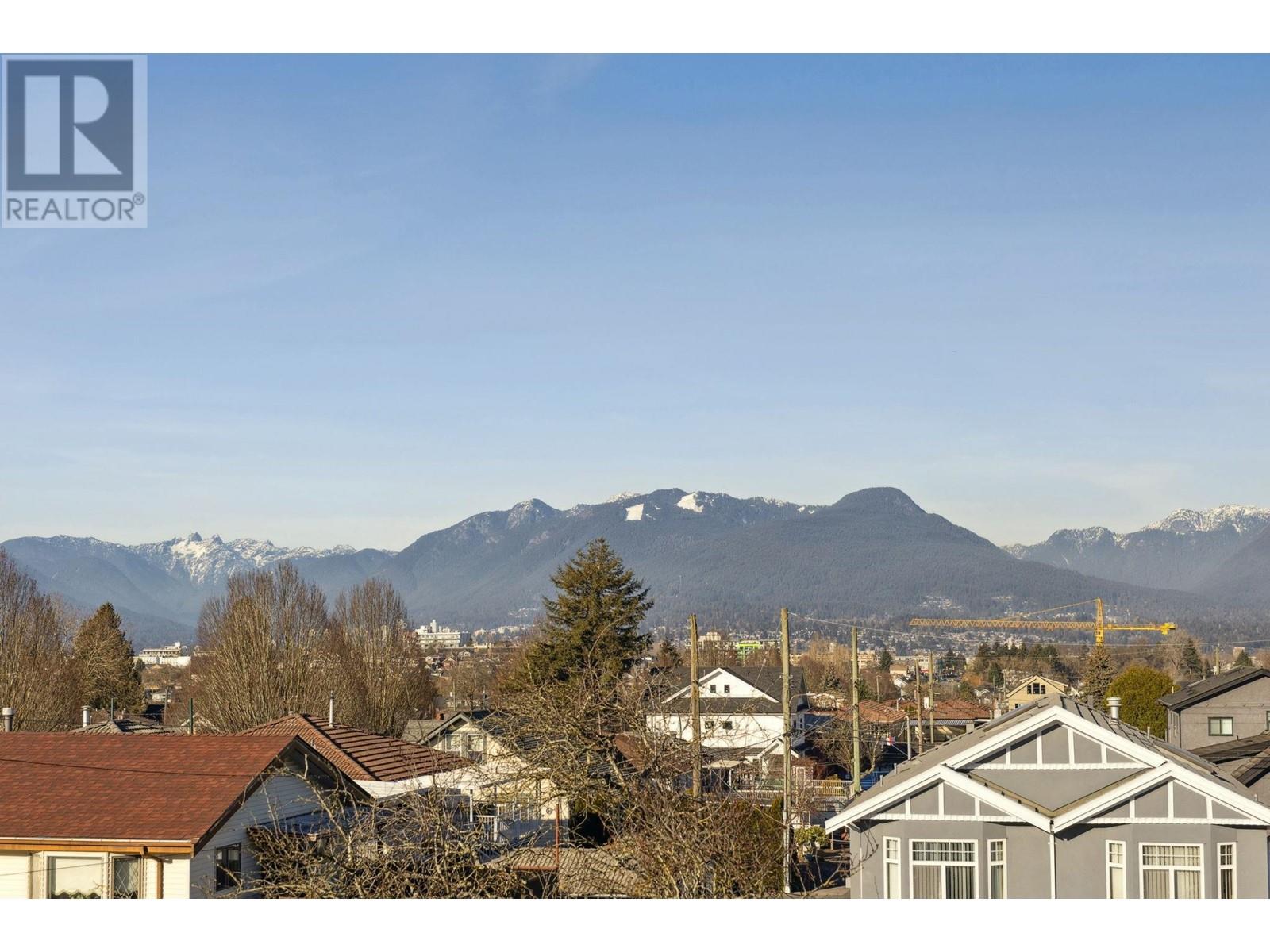 Listing Picture 34 of 36 : 1 2920 GRANT STREET, Vancouver / 溫哥華 - 魯藝地產 Yvonne Lu Group - MLS Medallion Club Member