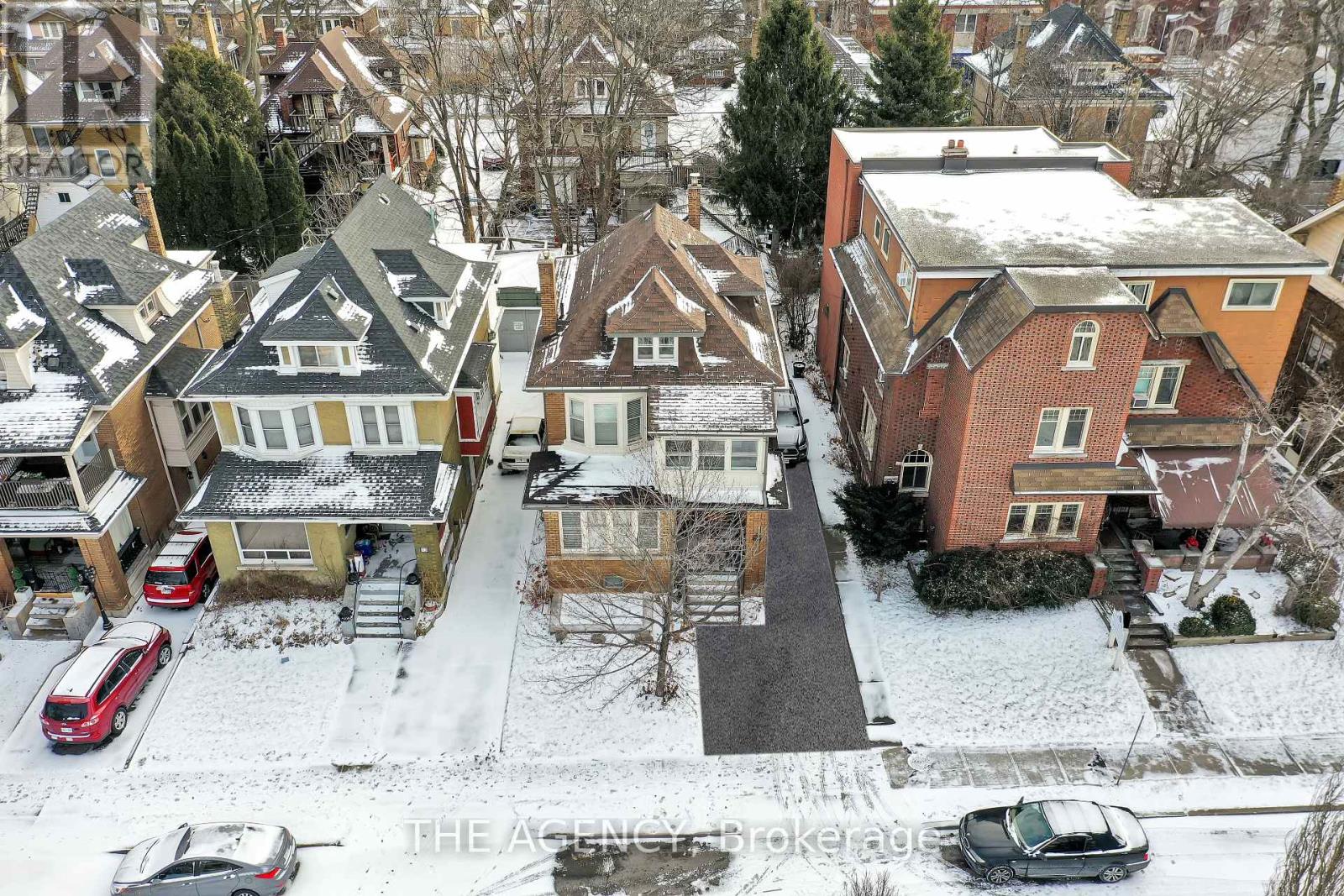 Property at 77 PROCTOR BOULEVARD image 3
