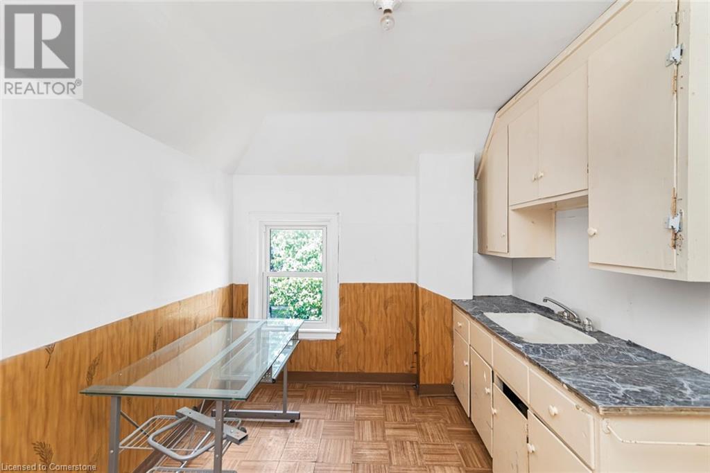 62 Francis Street, Hamilton, Ontario  L8L 3V3 - Photo 26 - 40694675
