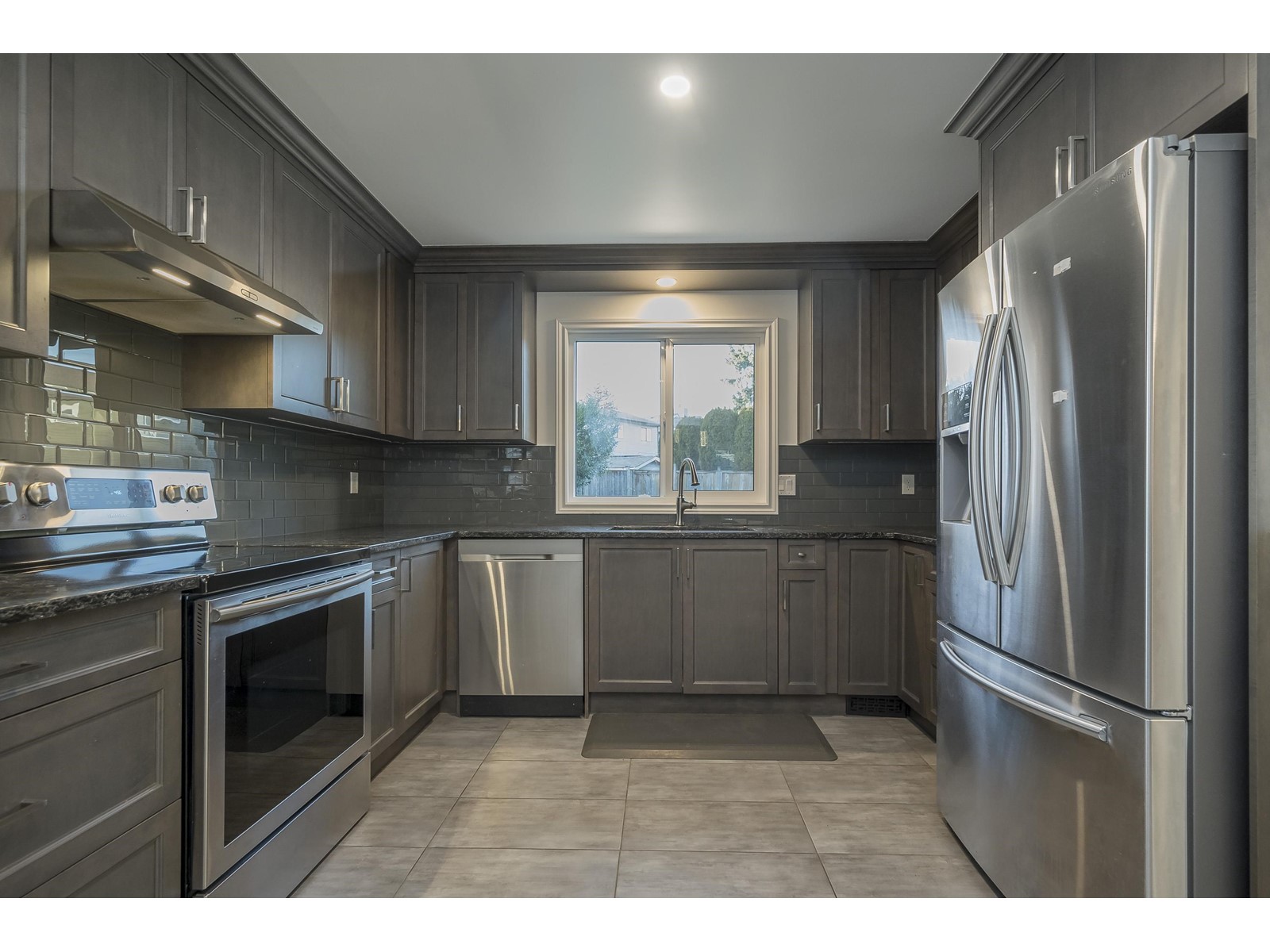 2143 Winston Court, Langley, British Columbia  V2Y 1H5 - Photo 5 - R2961452