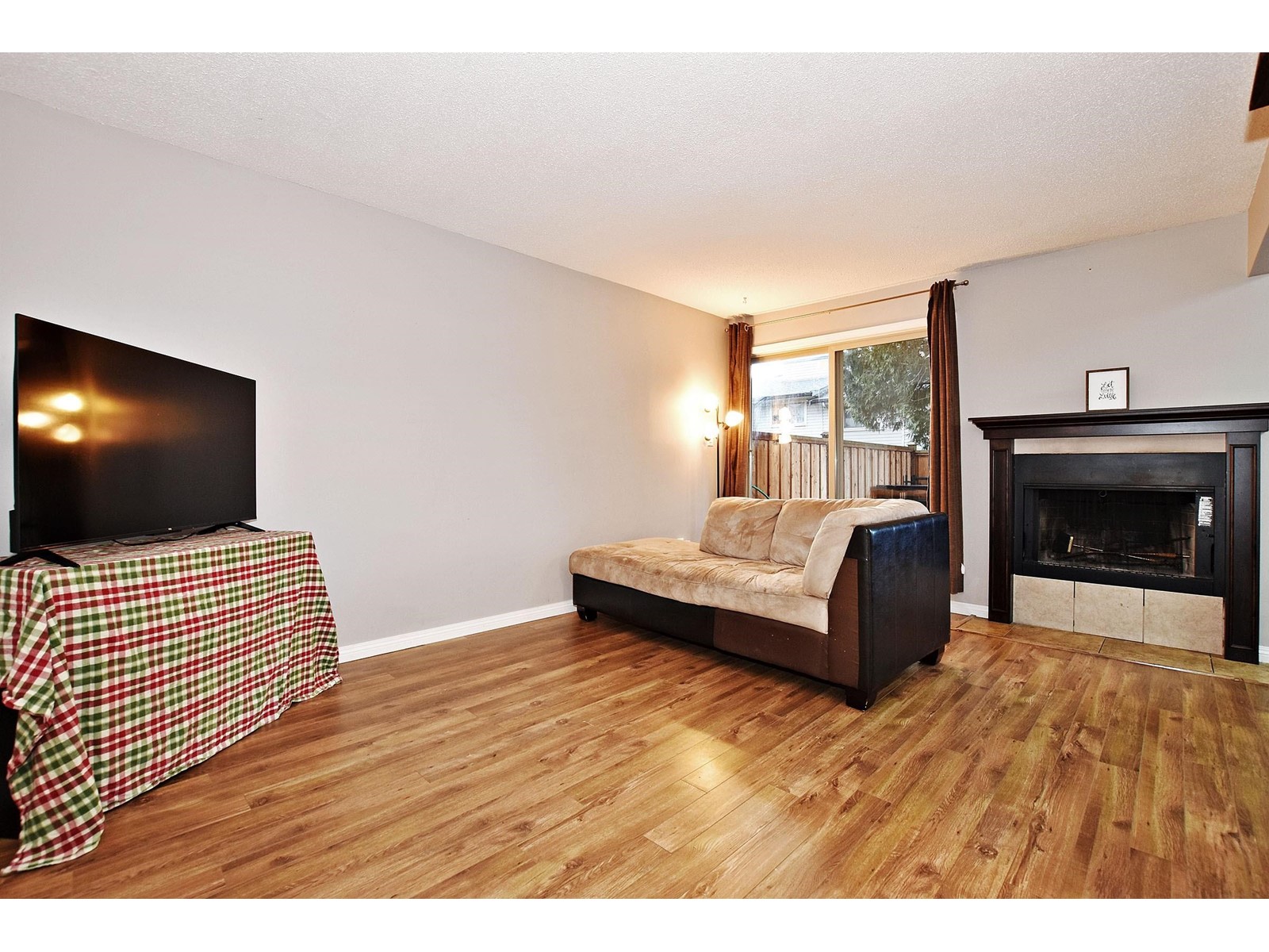 Property at 30 27456 32 AVENUE image 3