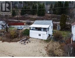 3230 3A Highway, nelson, British Columbia